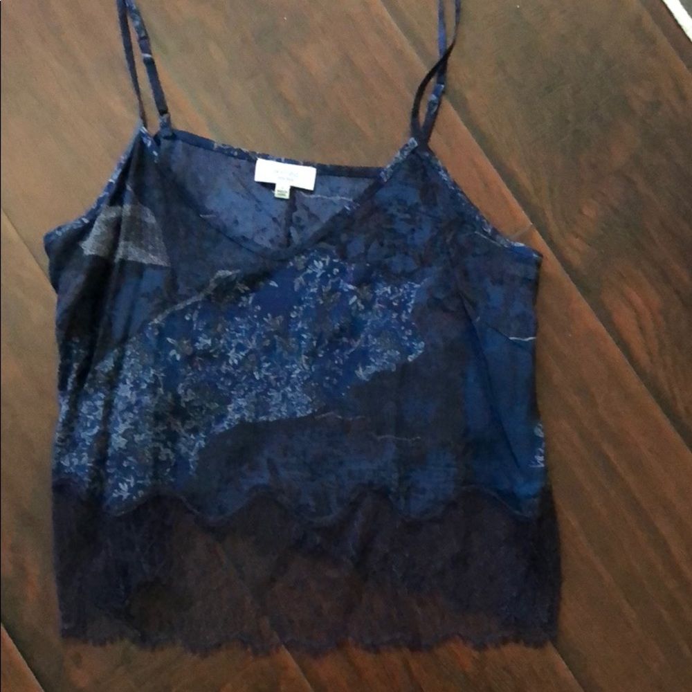 Wilfred by Aritzia 100% Silk Cropped Tank